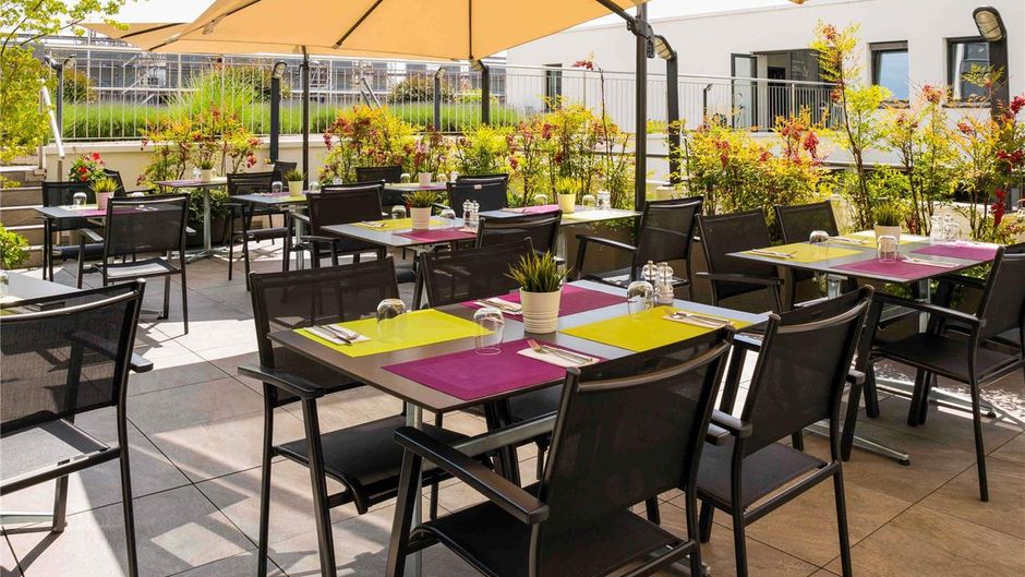 Ibis Lausanne Crissier Exterior