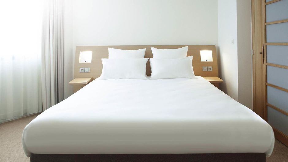 Novotel Wolverhampton City Centre Room