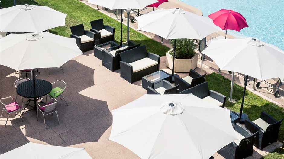 Mercure Cannes Mandelieu Pool