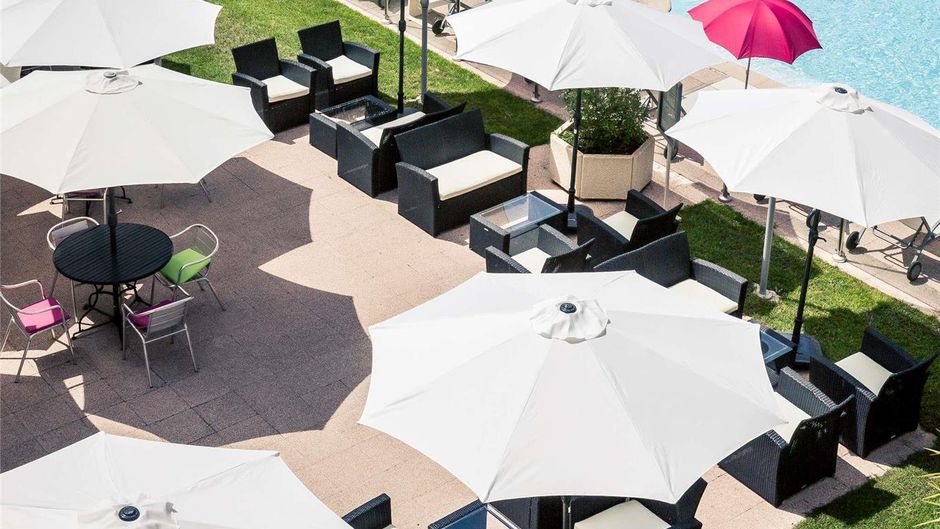 Mercure Cannes Mandelieu Pool