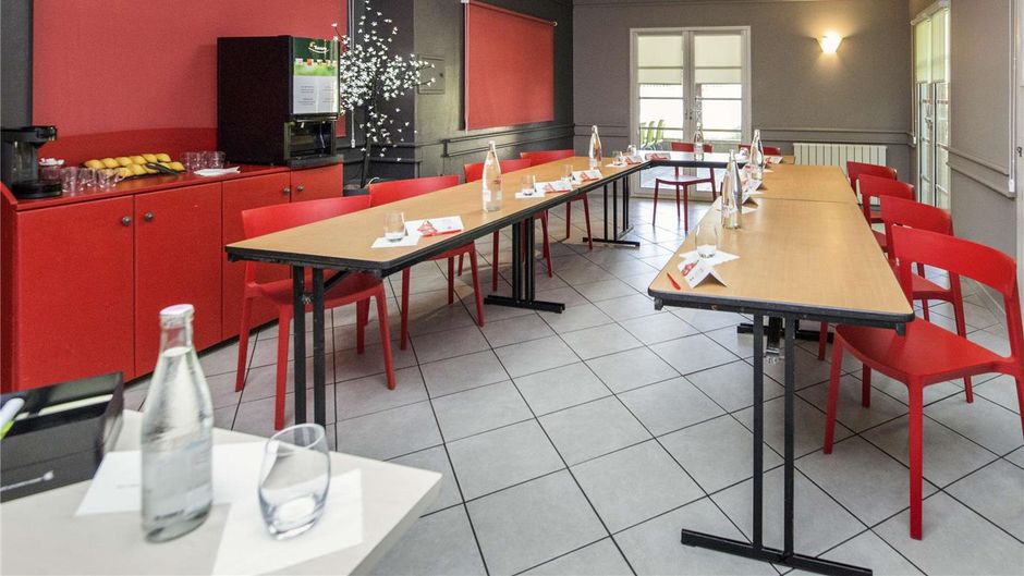 Ibis Sisteron Meeting