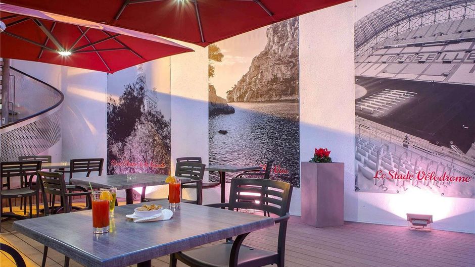 Ibis Latimone Hotel Exterior