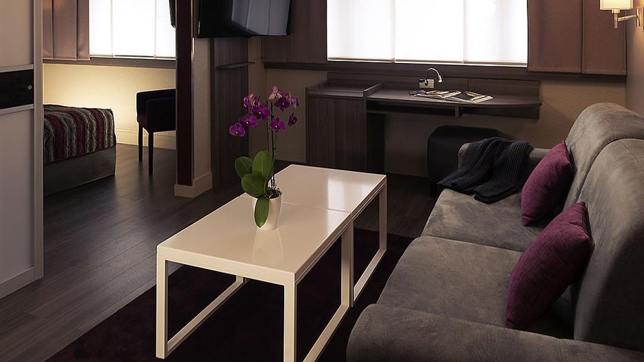 Mercure Beaune Centre Room