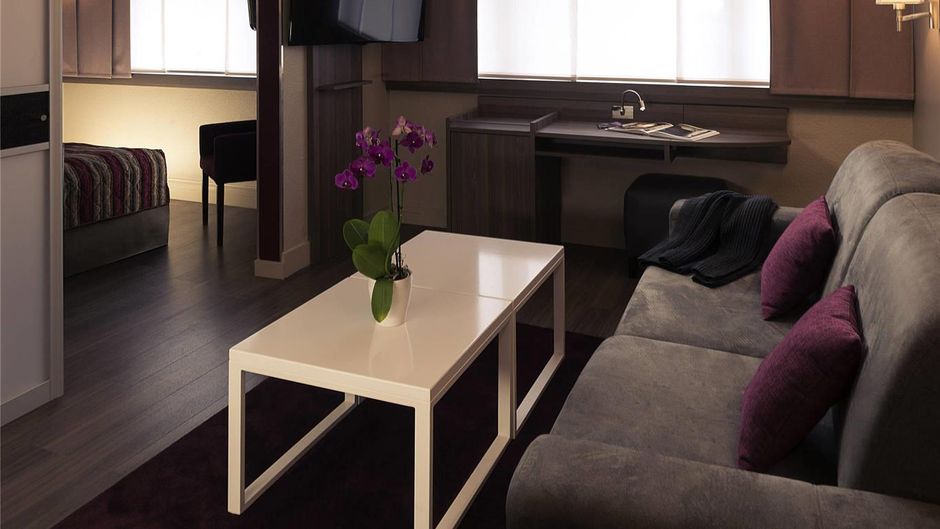 Mercure Beaune Centre Room