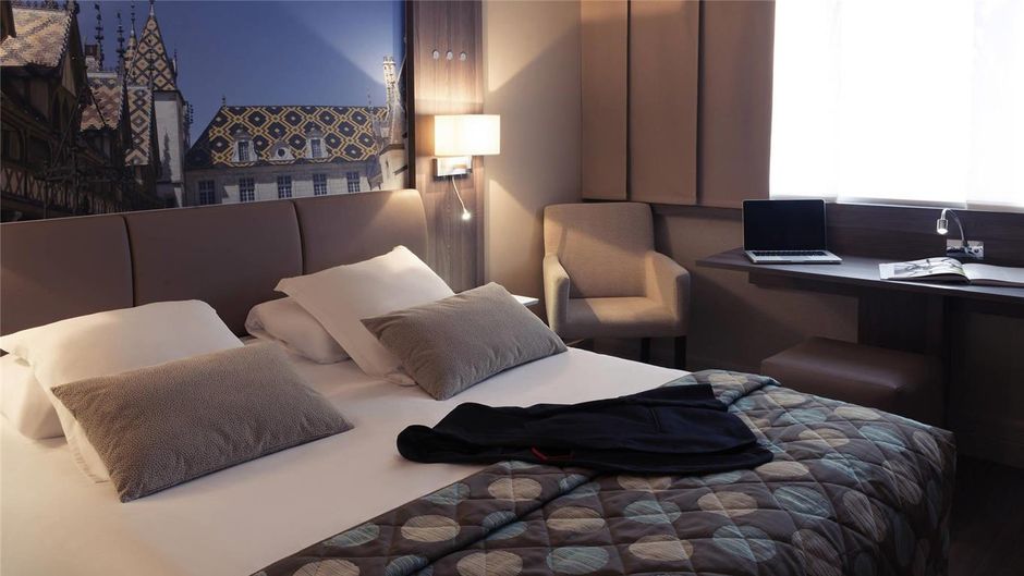 Mercure Beaune Centre Room