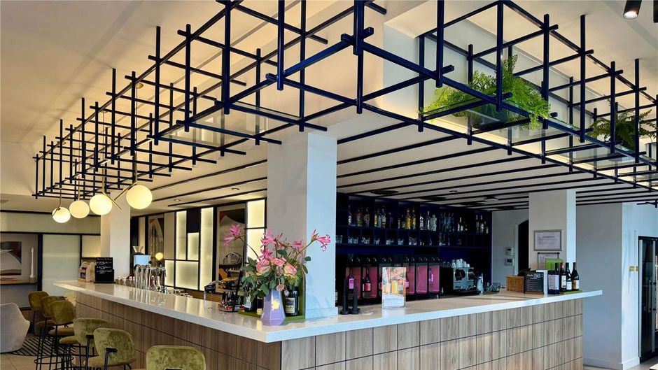 Mercure Rouen Val-de-Reuil Exterior