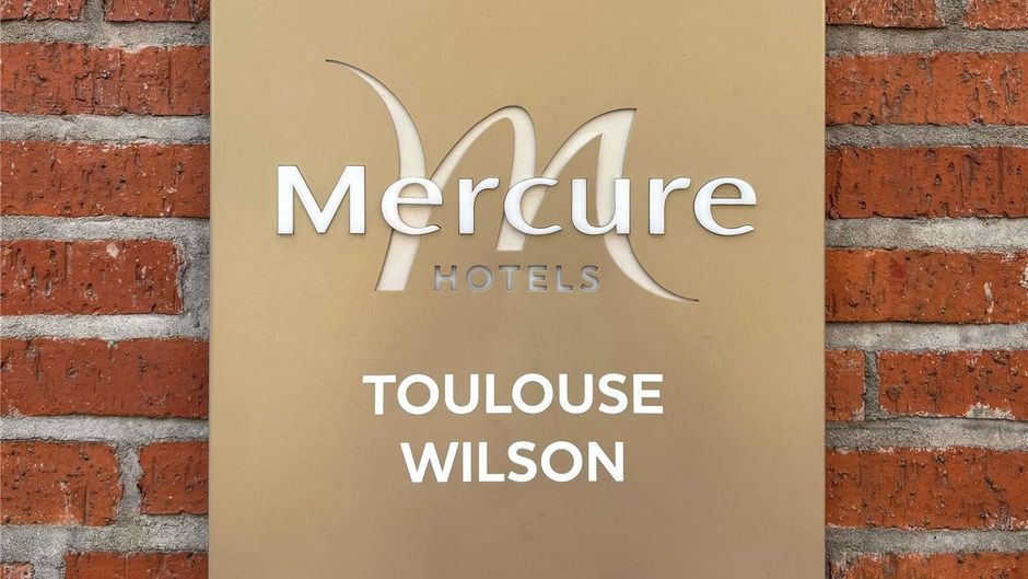 Mercure Wilson Hotel Exterior