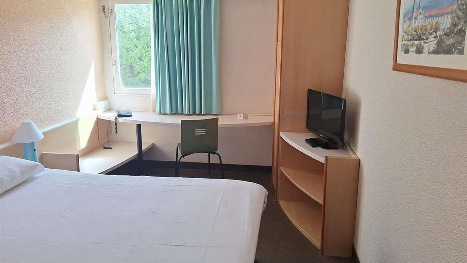 Hotel Ibis Setubal Room