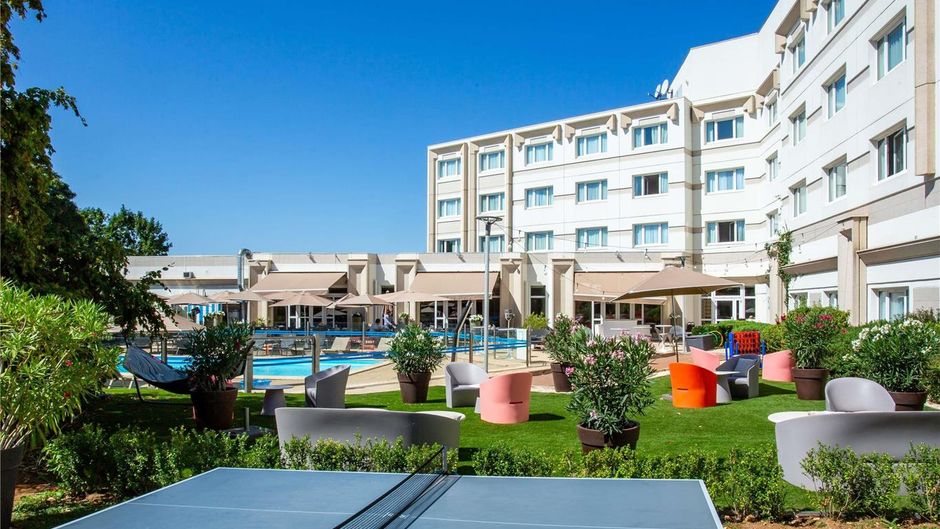 Novotel Bourges Pool