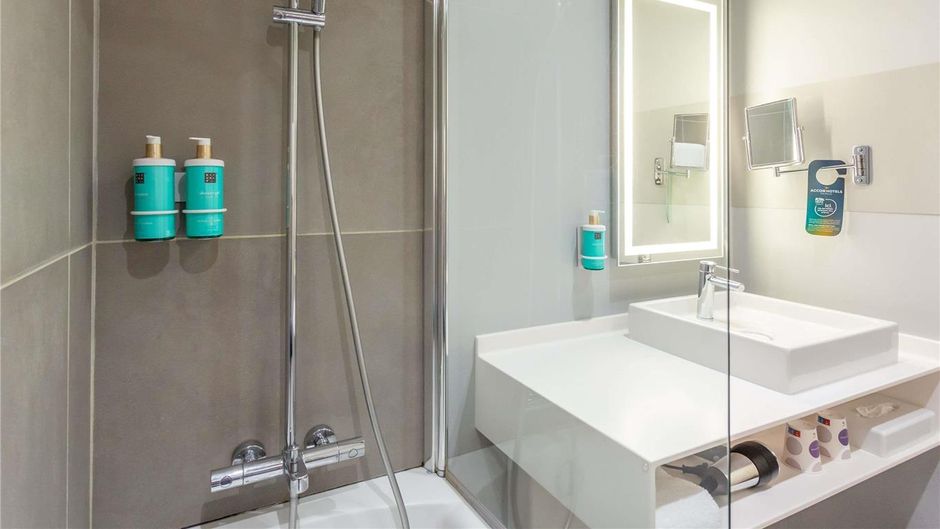Novotel Bourges Room