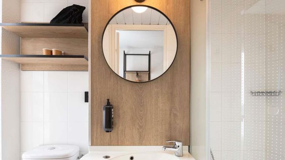 Ibis Hotel Avignon Room