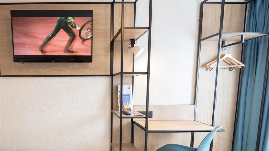Ibis Hotel Avignon Room