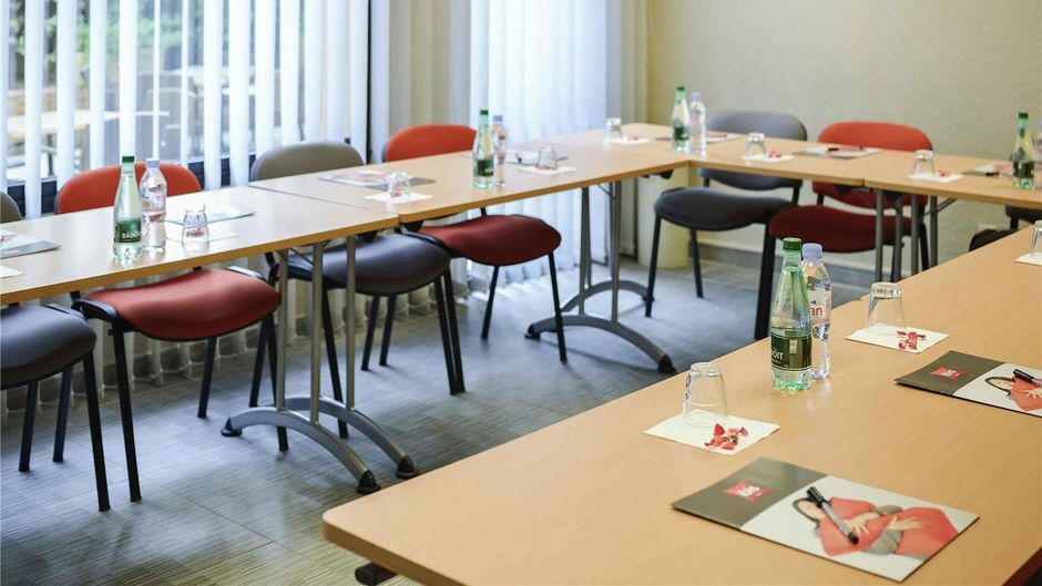 Ibis Hotel Avignon Meeting