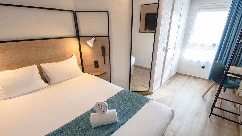 Ibis Hotel Avignon Room