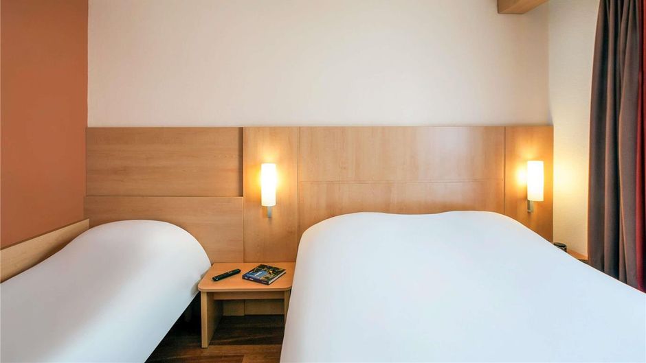 Ibis Beaune Centre Room