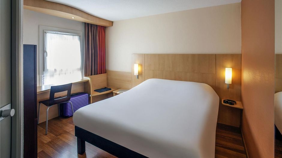 Ibis Beaune Centre Room