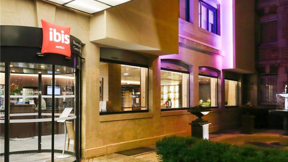 Ibis Besancon Centre Ville Exterior