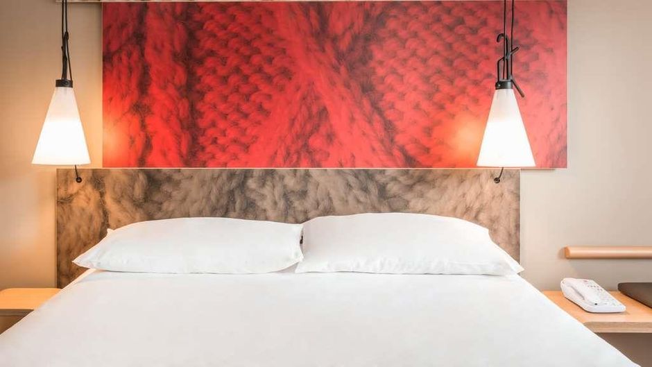 Ibis Besancon Centre Ville Room