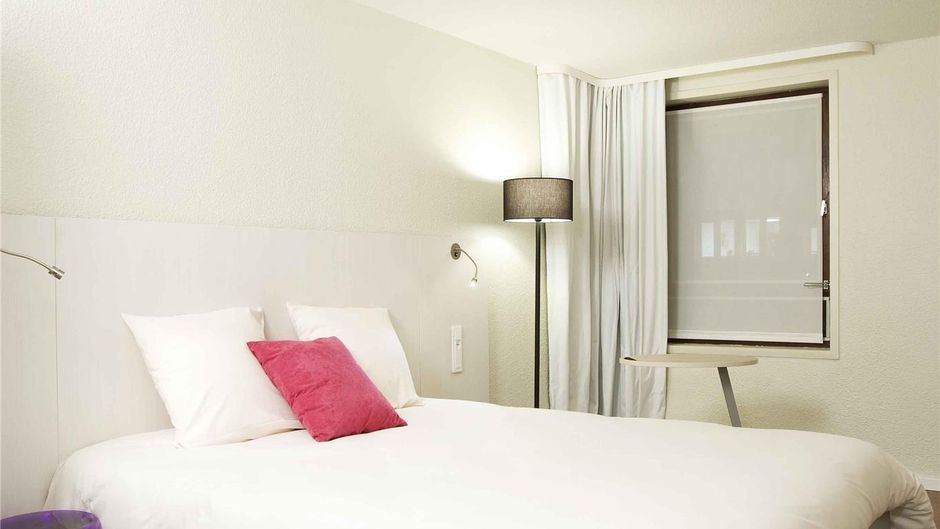 Ibis Styles Lille Centre Gare Beffroi Room