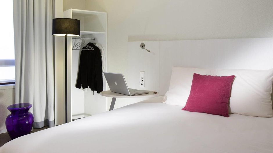 Ibis Styles Lille Centre Gare Beffroi Room
