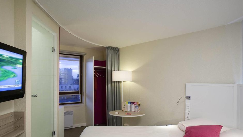 Ibis Styles Lille Centre Gare Beffroi Room