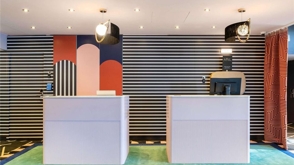Ibis Hotel Lyon Part Dieu Les Halles Exterior