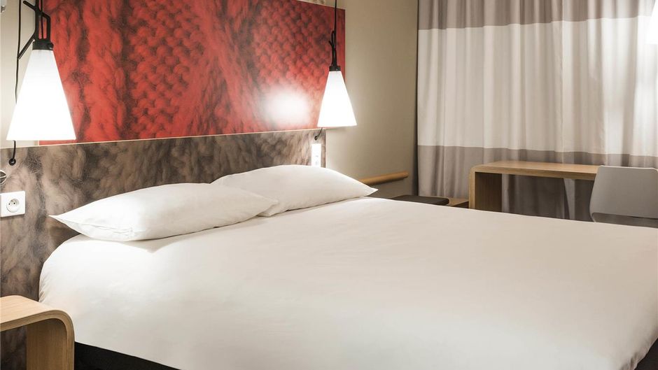 Ibis Hamburg Alster Centrum Room