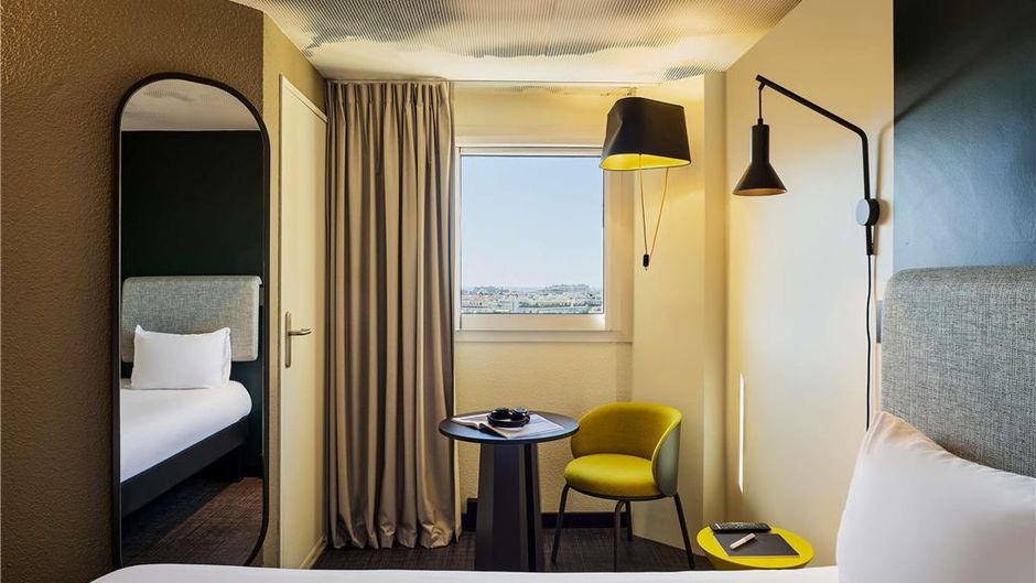 Ibis Centre Nice Room