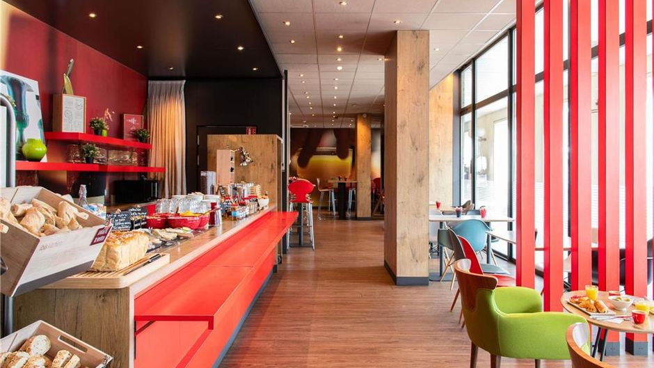 Ibis Hotel Versailles Restaurant