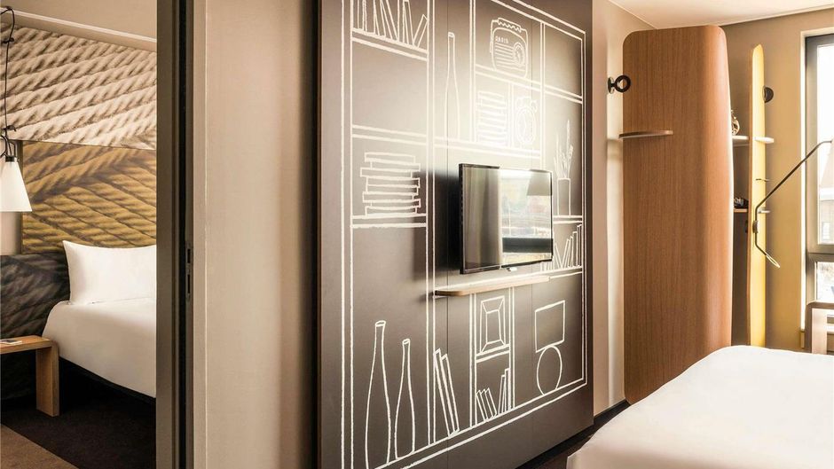 Ibis Paris Coeur D'Orly Airport Room