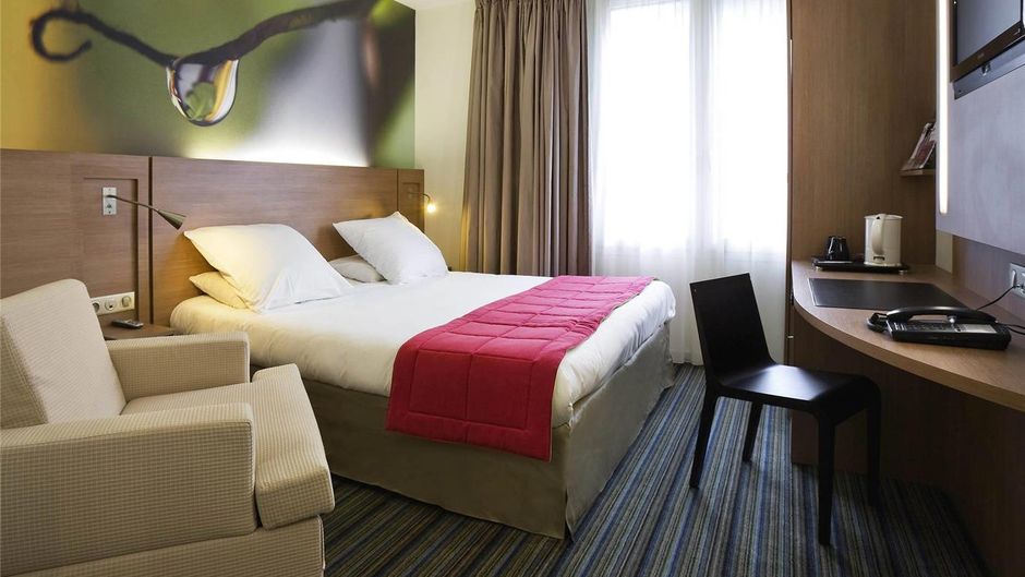 Mercure Quimper Centre Room
