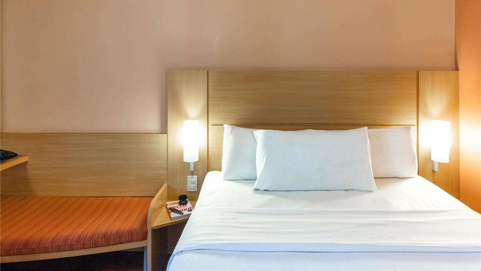 Ibis Strasbourg Centre Historique Room