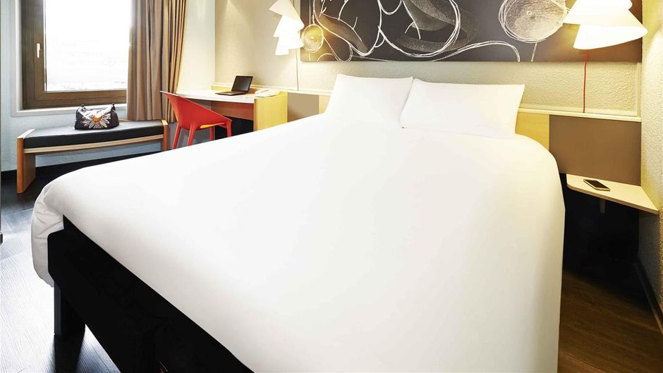 Ibis Strasbourg Centre Historique Exterior