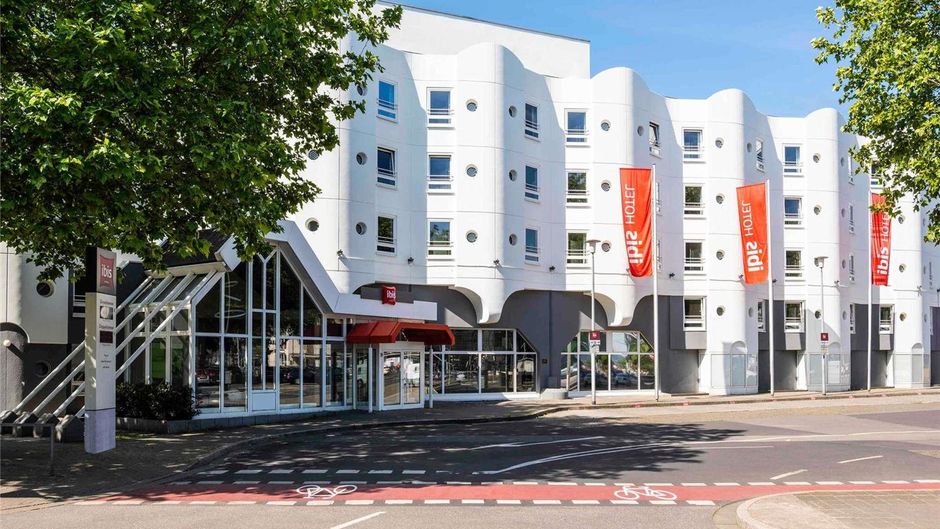 Ibis Hotel Heidelberg Exterior