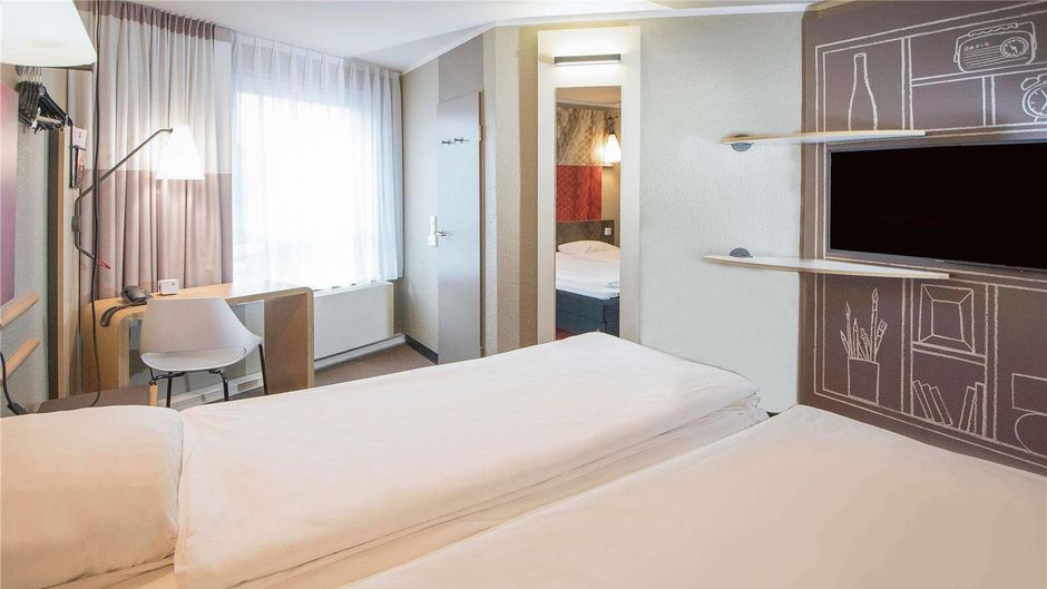 Ibis Cologne Hotel Centrum Room