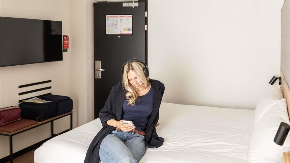 Ibis Hotel  Antwerp Centre Room