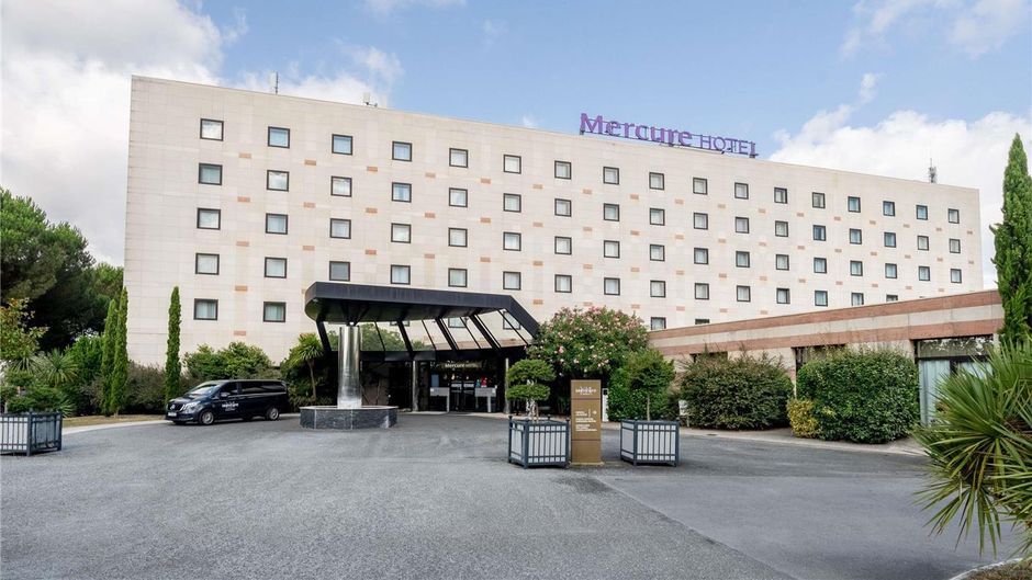 Mercure Bordeaux Aeroport Hotel Exterior