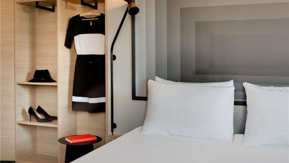 Ibis Vichy Room