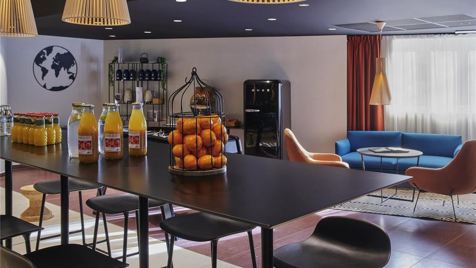 Mercure Paris La Defense Meeting
