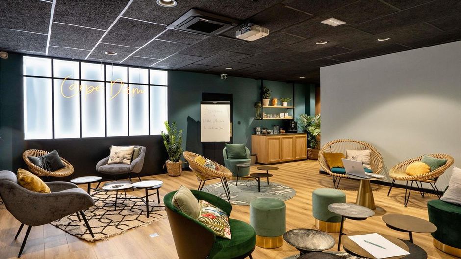 Mercure La Roche sur Yon La Fayette Meeting