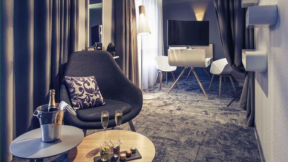 Mercure La Roche sur Yon La Fayette Room