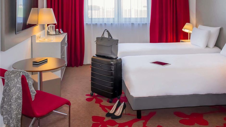 Mercure Tours Nord Room
