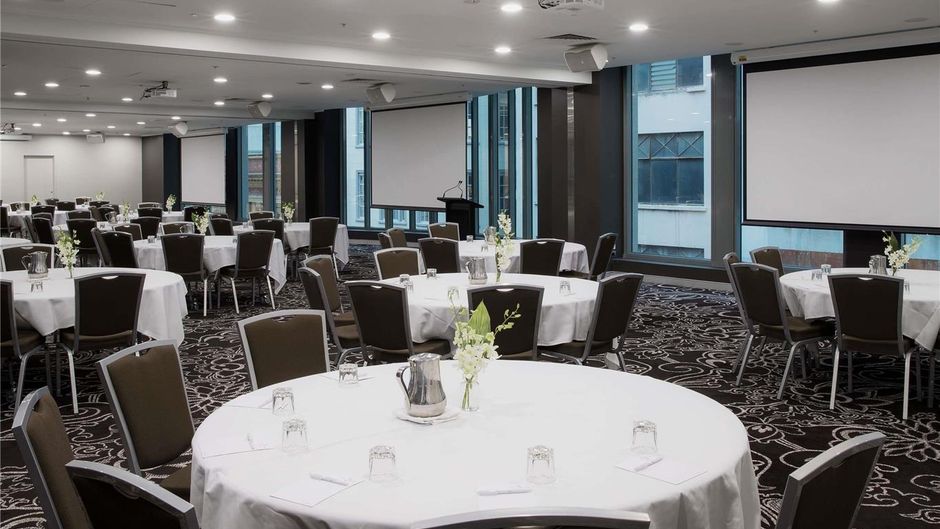 Novotel Melbourne on Collins Meeting