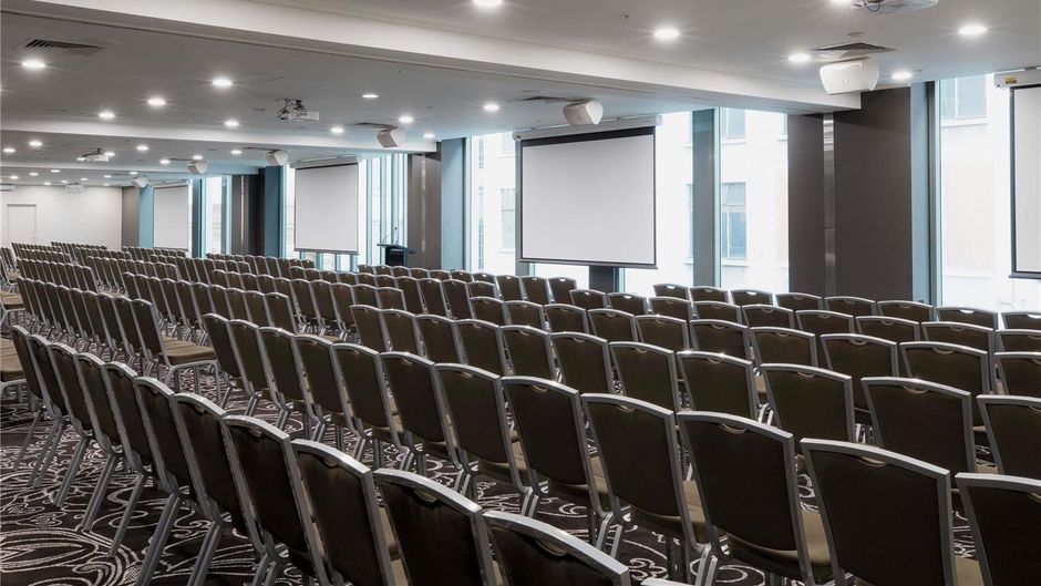 Novotel Melbourne on Collins Meeting