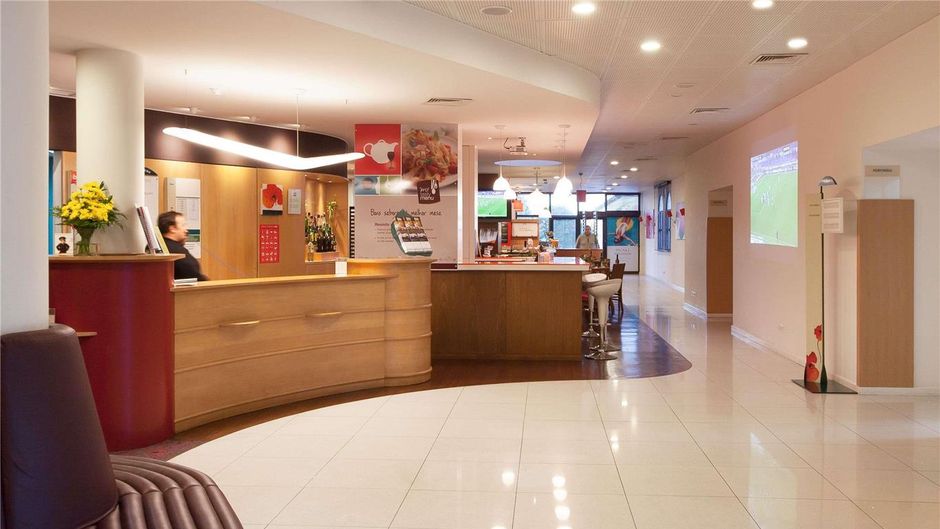 Hotel Ibis Faro Exterior