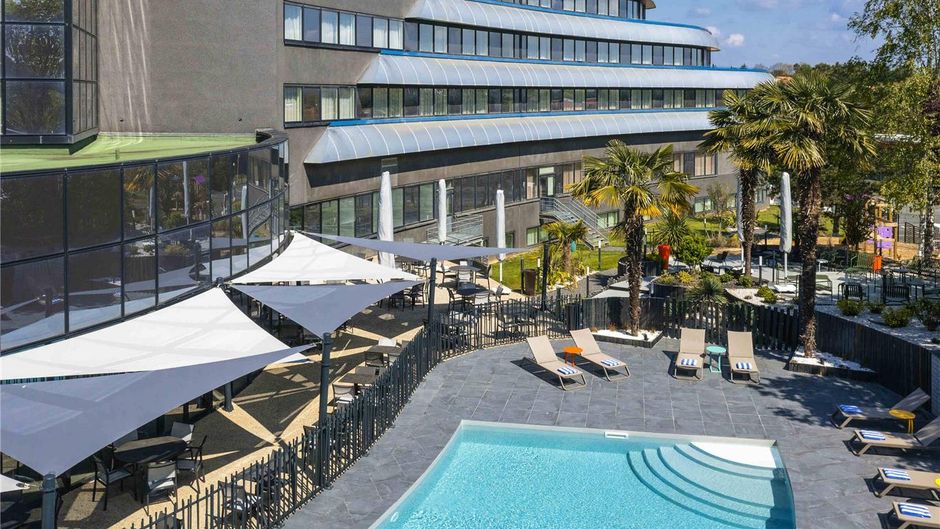 Novotel Site Of Futuroscope Pool