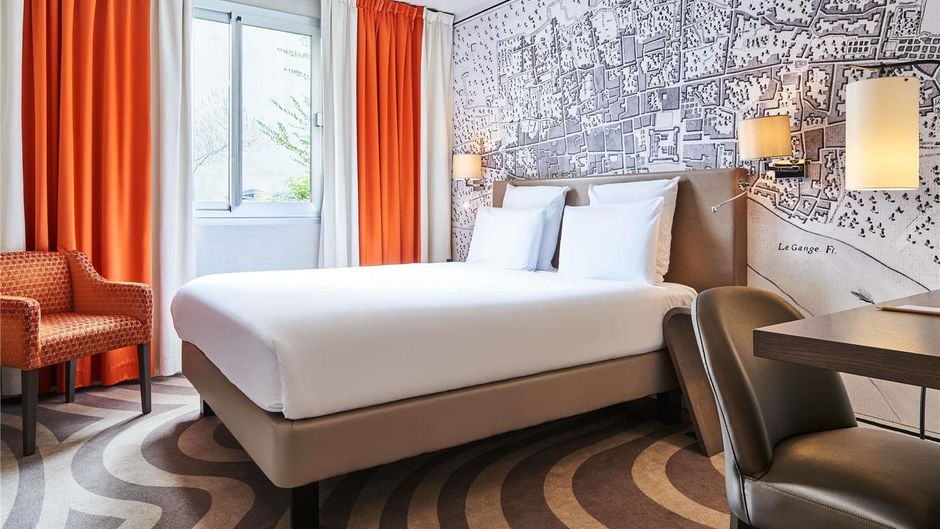 Mercure Paris Tour Eiffel Room