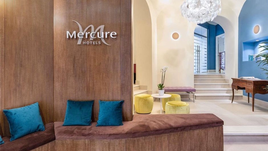 Mercure Napoli Angioino Centro Exterior