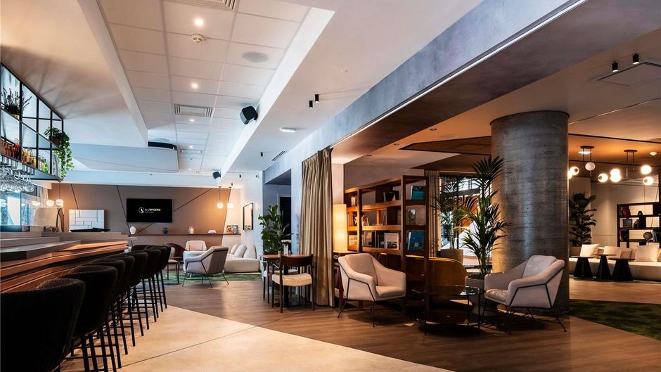 Novotel Grenoble Centre Exterior