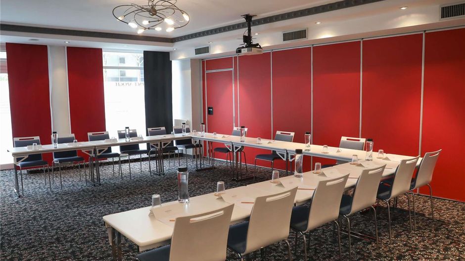 Mercure Charpennes Hotel Meeting